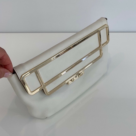 ANYA HINDMARCH IVORY WHITE LOCK AND KEY CLUTCH - Picture 1 of 16
